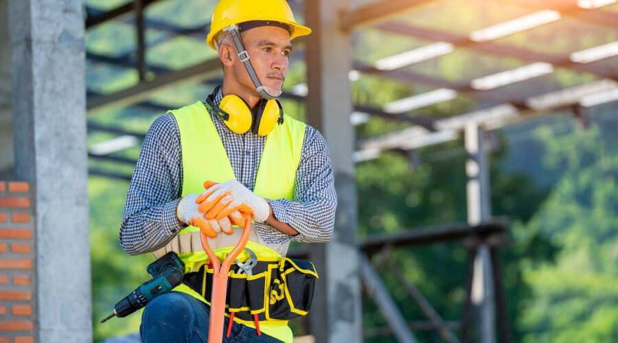 Professional gutter cleaning in Sainte Marie, IL